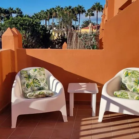 In Mit Grosser Terrasse * Corralejo